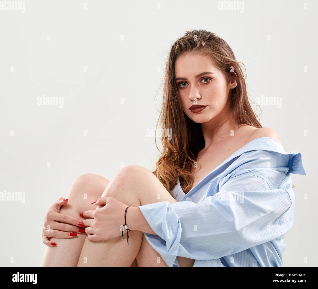 Portrait of a sad or pensive teenage girl Stock Photo - Alamy