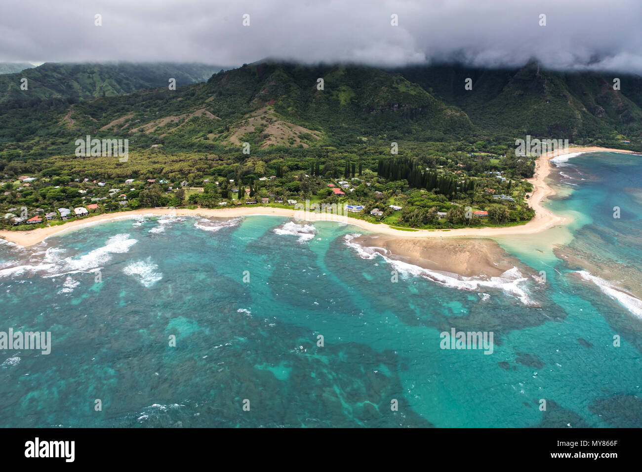 Honopu beach aerial hi-res stock photography and images - Alamy