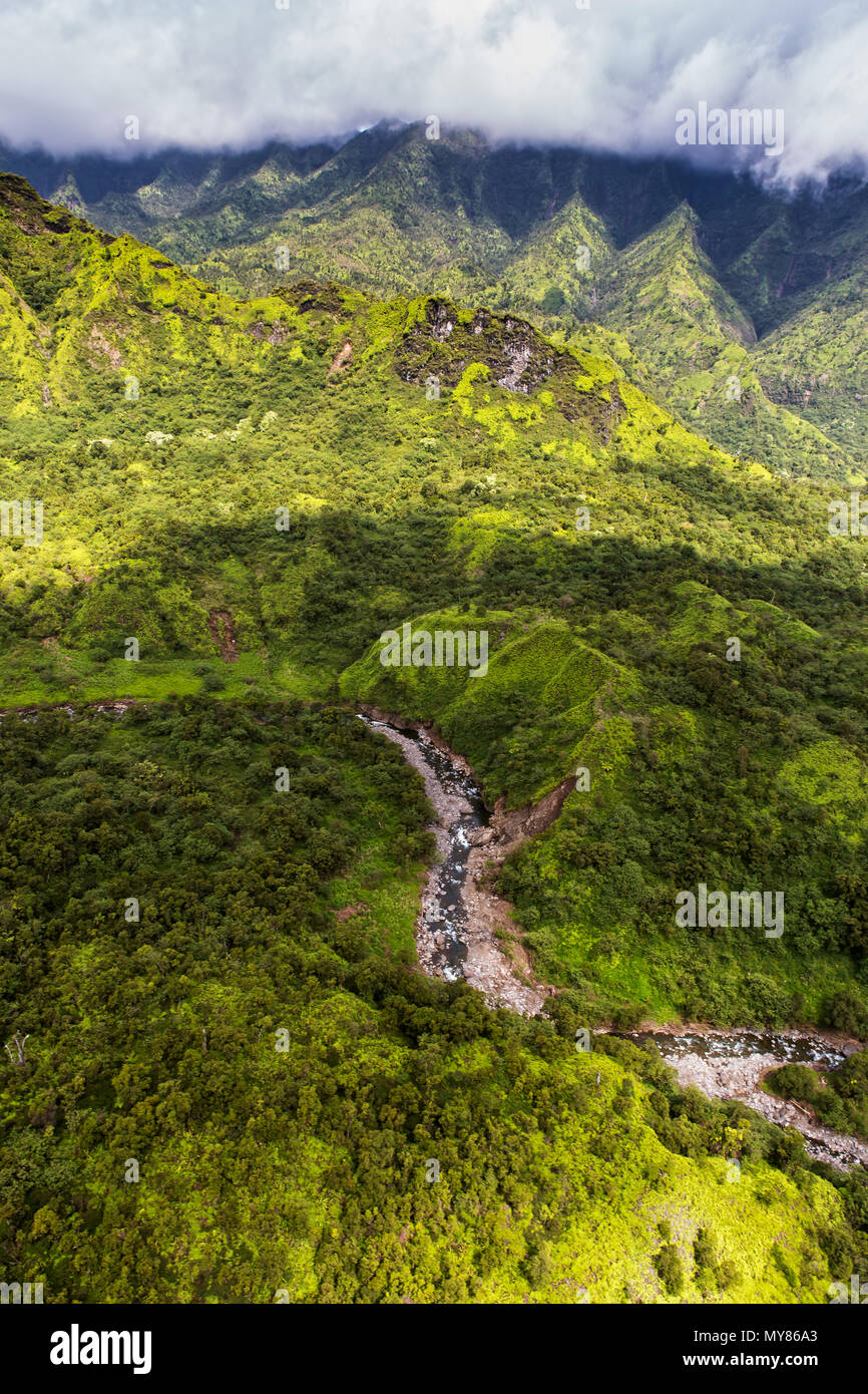 Honopu beach aerial hi-res stock photography and images - Alamy