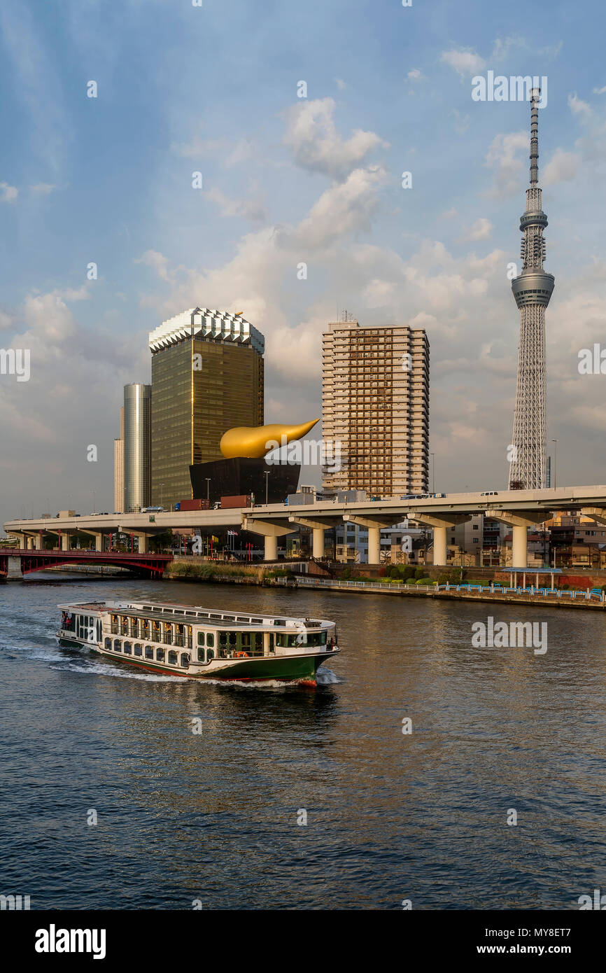 Beautiful view of Sumida River in the Asakusa district, Tokyo, Japan Stock Photo