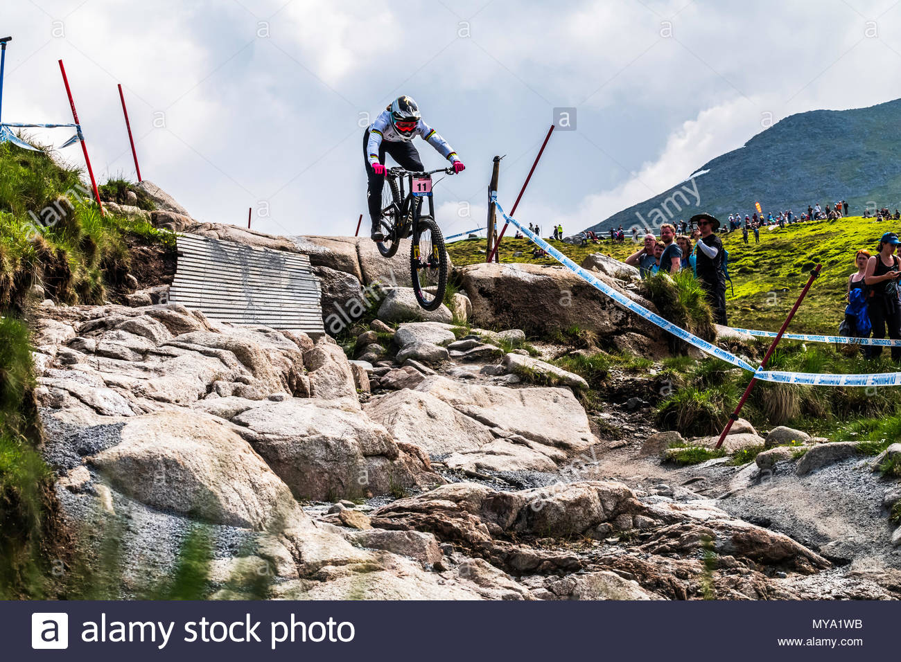 mercedes benz downhill world cup