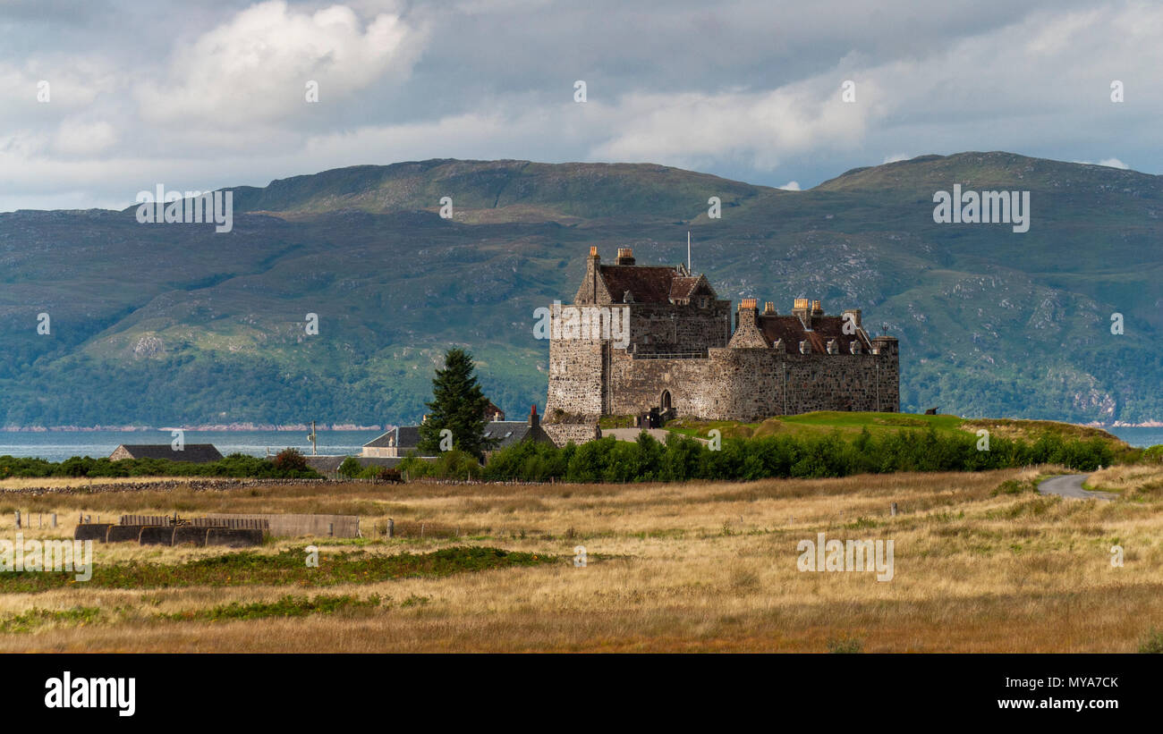 Duart Castle, Isle of Mull, Highlands, Scotland, UK Stock Photo Alamy