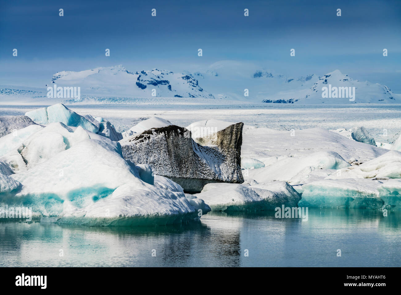 Icebergs in the Jokulsarlon, Breidamerkurjokull Glacier, Vatnajokull Ice Cap, Iceland Stock Photo