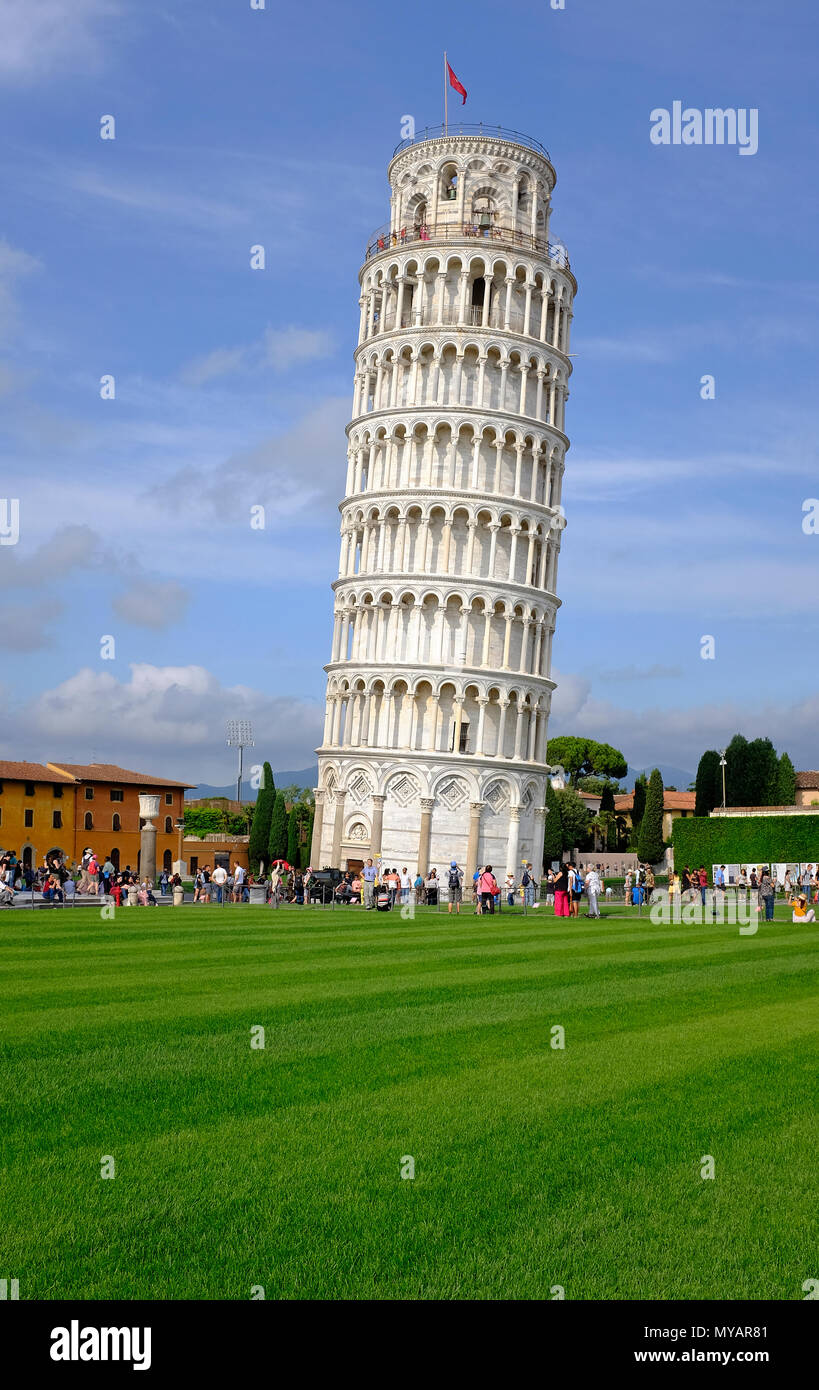 the leaning tower of pisa with tourists, tuscany, italy Stock Photo