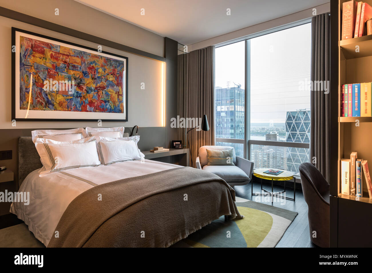 "Modern bedroom in apartment in New York City, USA Stock Photo Alamy