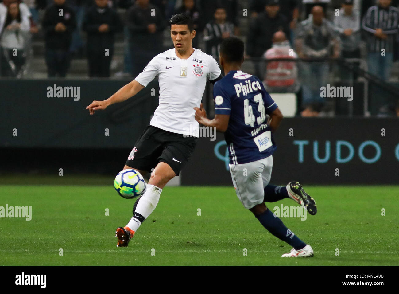 Sao Paulo Sp 06 06 18 Corinthians X Santos Balbuena And Rodrygo During The Match Between Corinthians