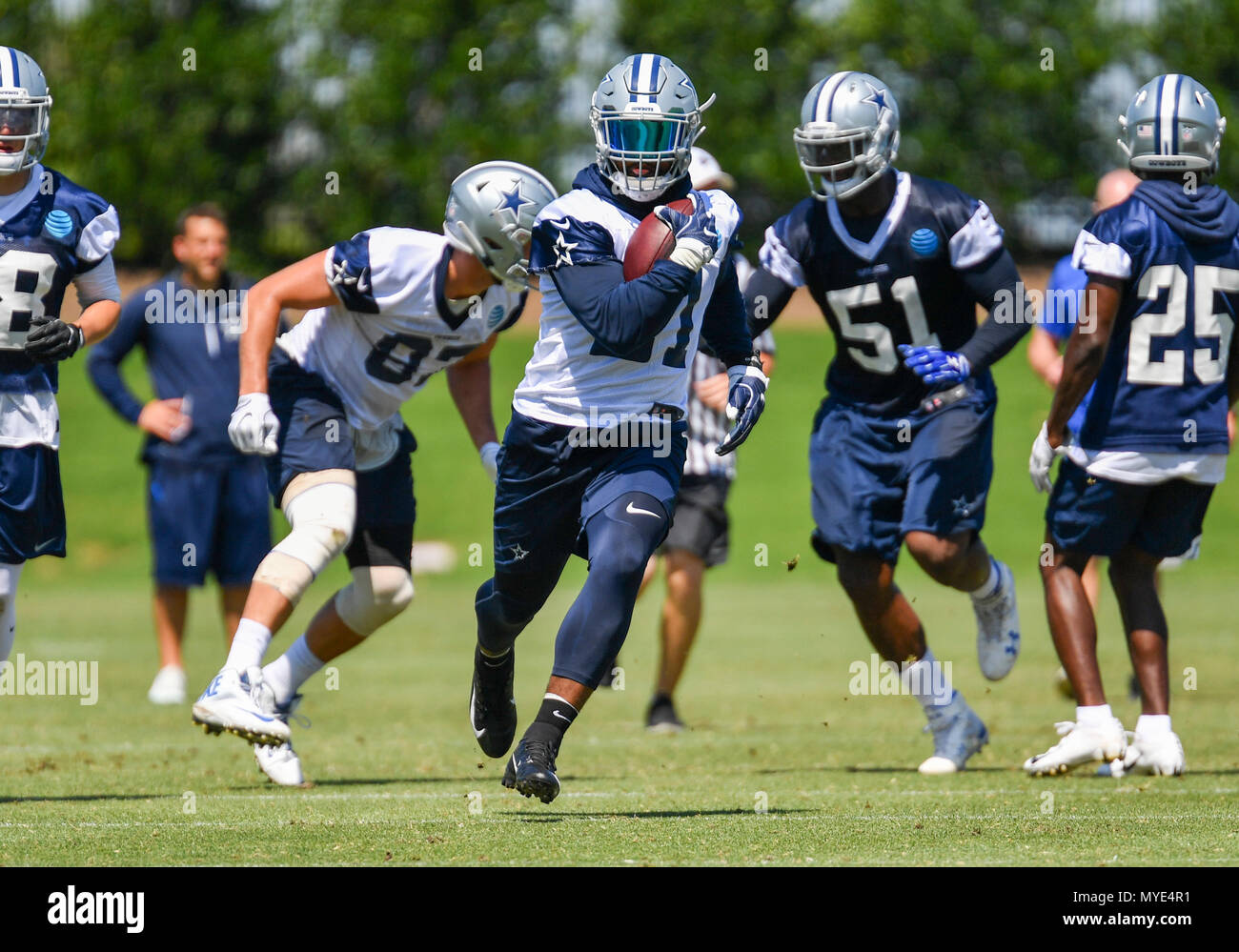 June 06, 2017: Dallas Cowboys running back Ezekiel Elliott #21 during an  NFL mini-camp organized team activities at The Star in Frisco, TX Albert  Pena/CSM Stock Photo - Alamy