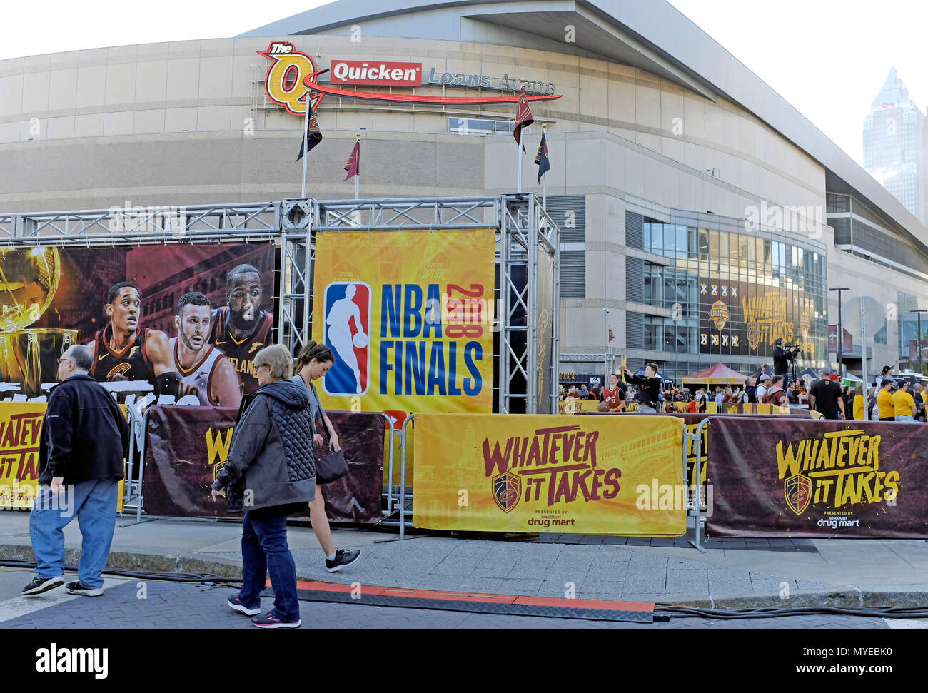 Cleveland, USA.  6th June, 2018.  Pre-game festivities outside Quicken Loans Arena, host of the 2018 NBA Finals and home of the Cleveland Cavaliers.  Mark Kanning/Alamy Live News Stock Photo