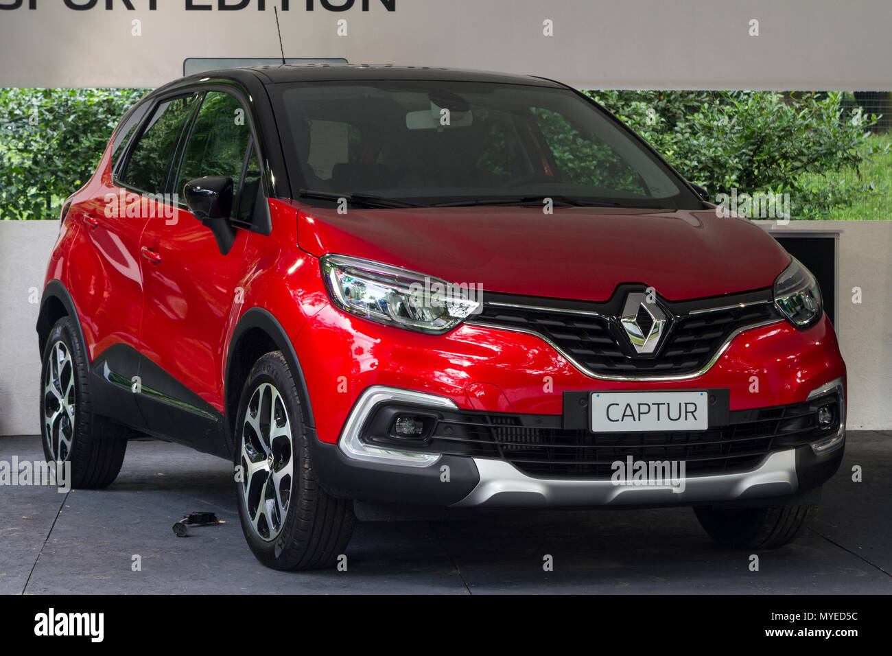 Torino, Italy. 7th June 2018. A red Renault Captur. 2018 edition of Parco Valentino car show hosts cars by many automobile manufacturers and car designers inside Valentino Park in Torino, Italy Credit: Marco Destefanis/Alamy Live News Stock Photo