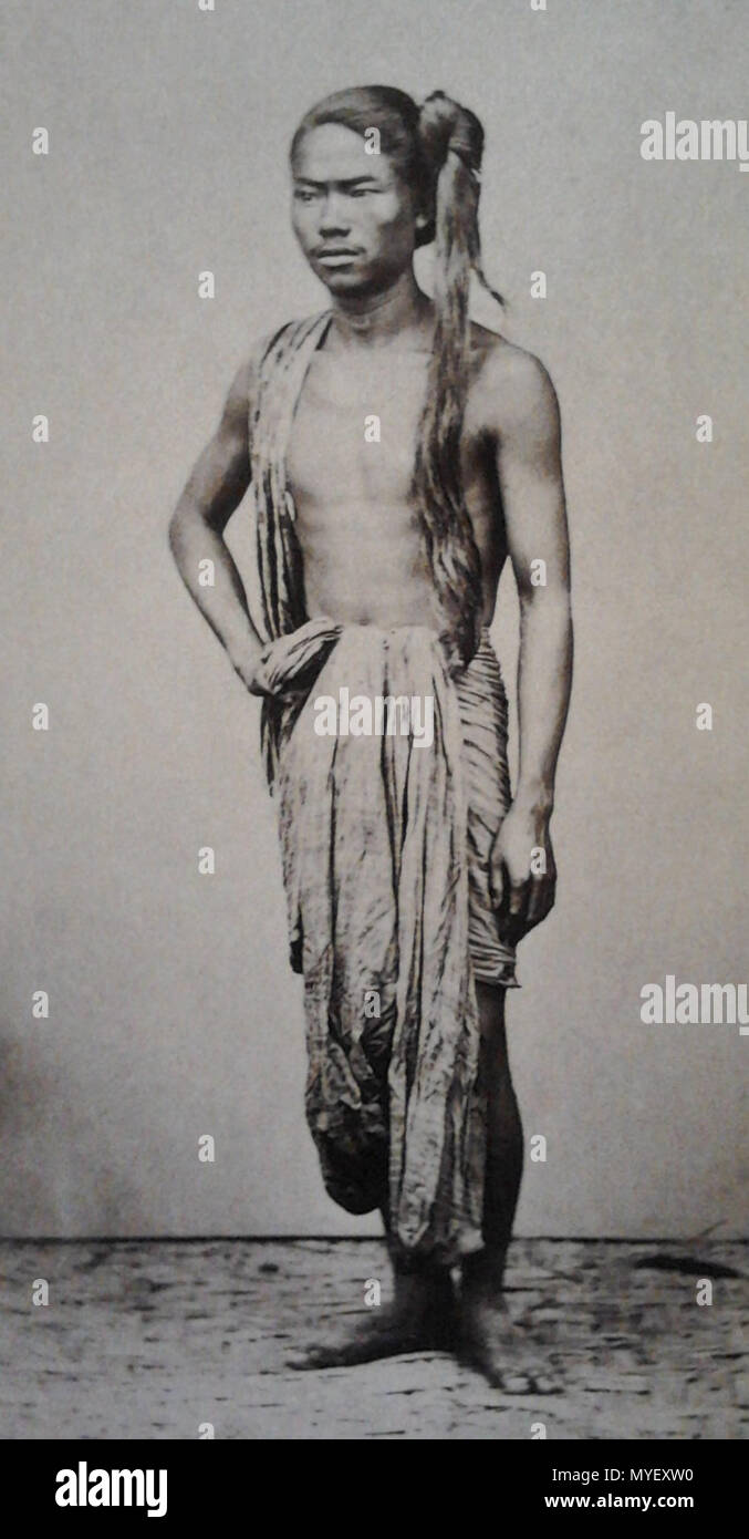 Français : Cocher malais de voiture de maître, vêtu d'un sarong. 15 May  2012. Emile Gsell (1838-1879) 221 Gsell cocher malais Stock Photo - Alamy
