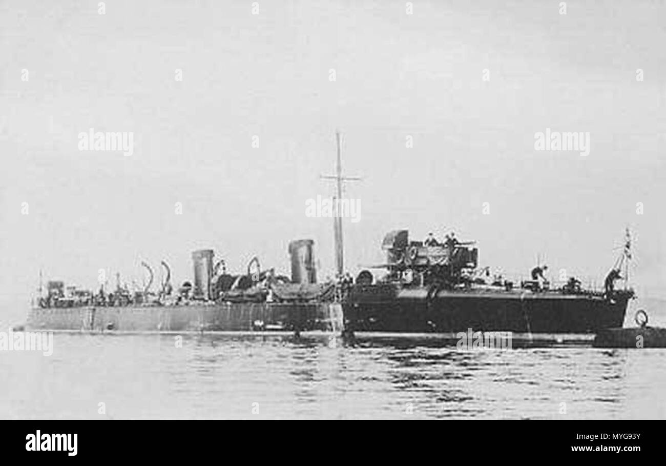 . English: HMS Ariel , an early Royal Navy destroyer . before 1907. Unknown 243 HMS Ariel (1897) Stock Photo