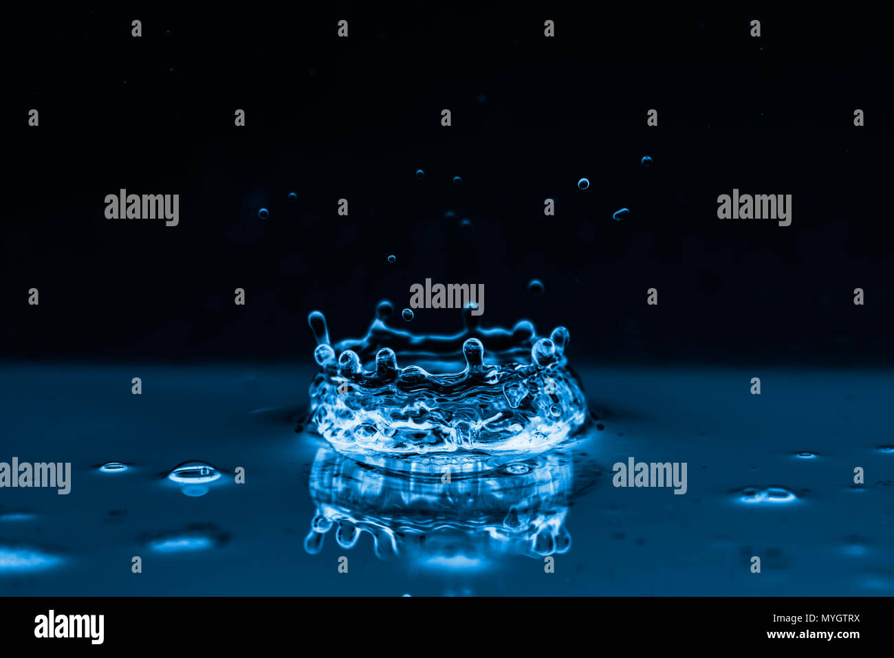 Splashes Water Ripple Photo of water splashes and ripples background Stock Photo - Alamy