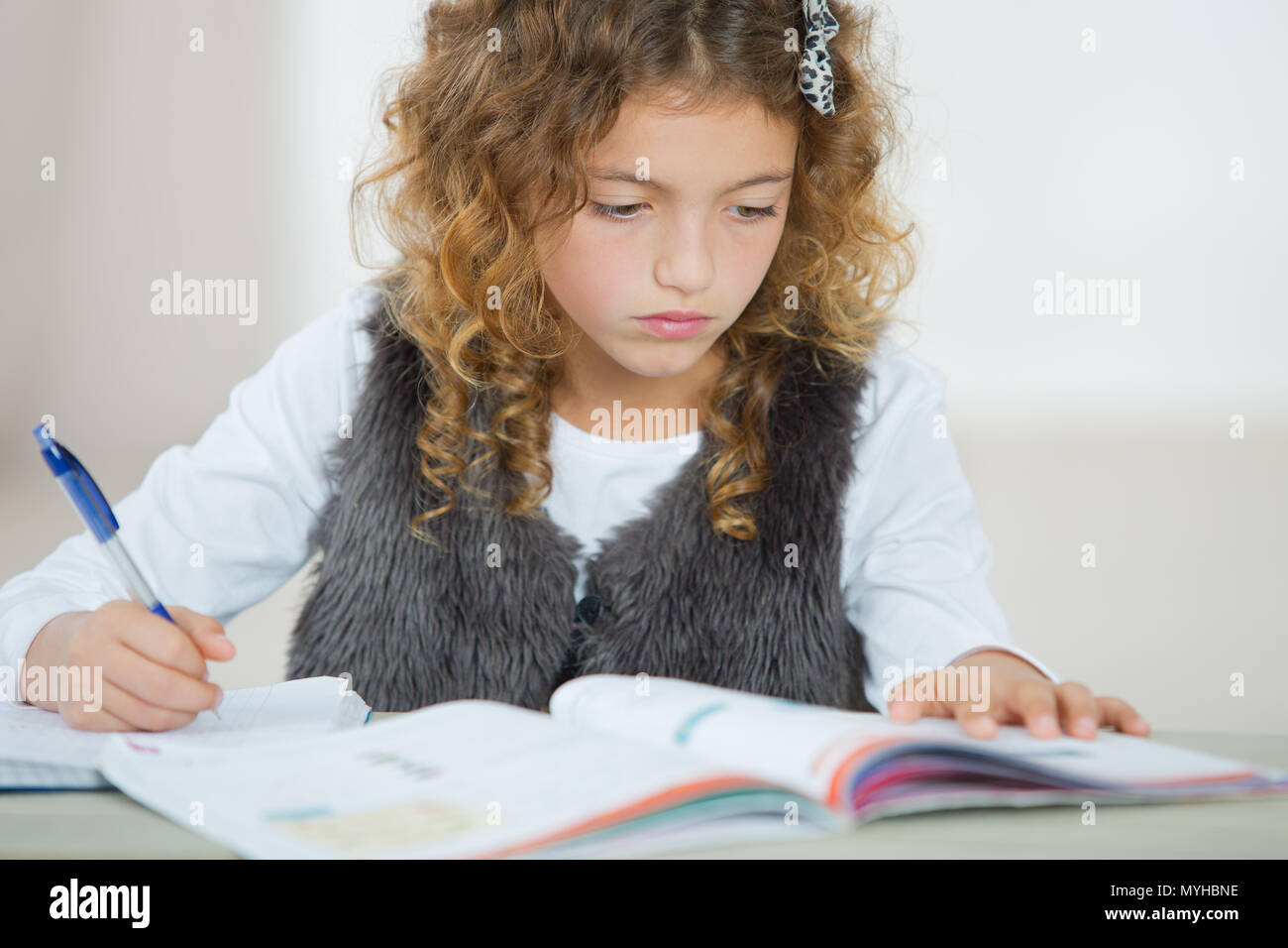 Doing homeworks hi-res stock photography and images - Alamy