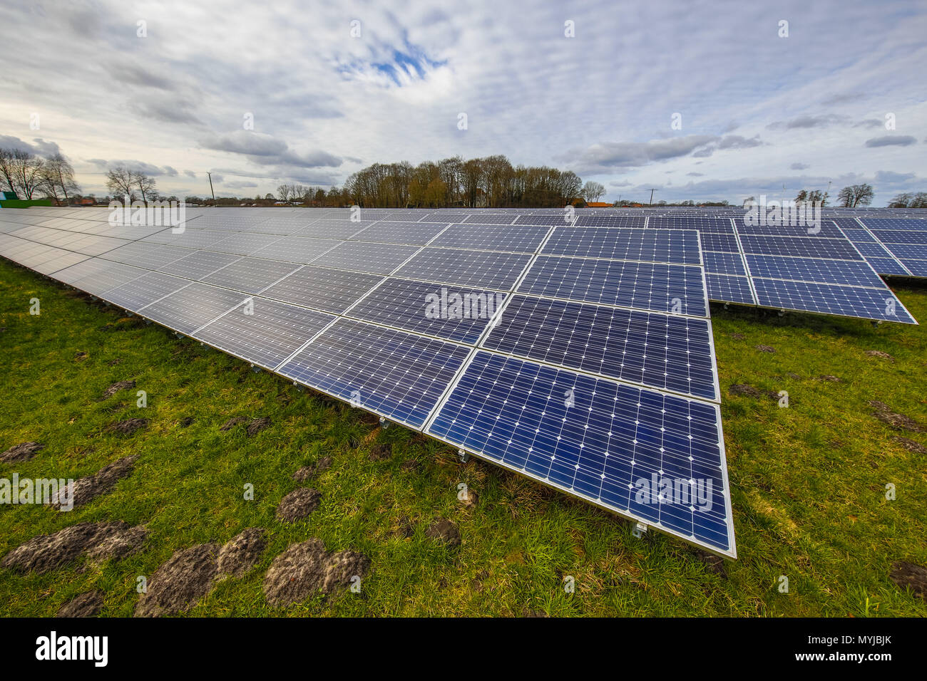 Solar environment hi-res stock photography and images - Alamy
