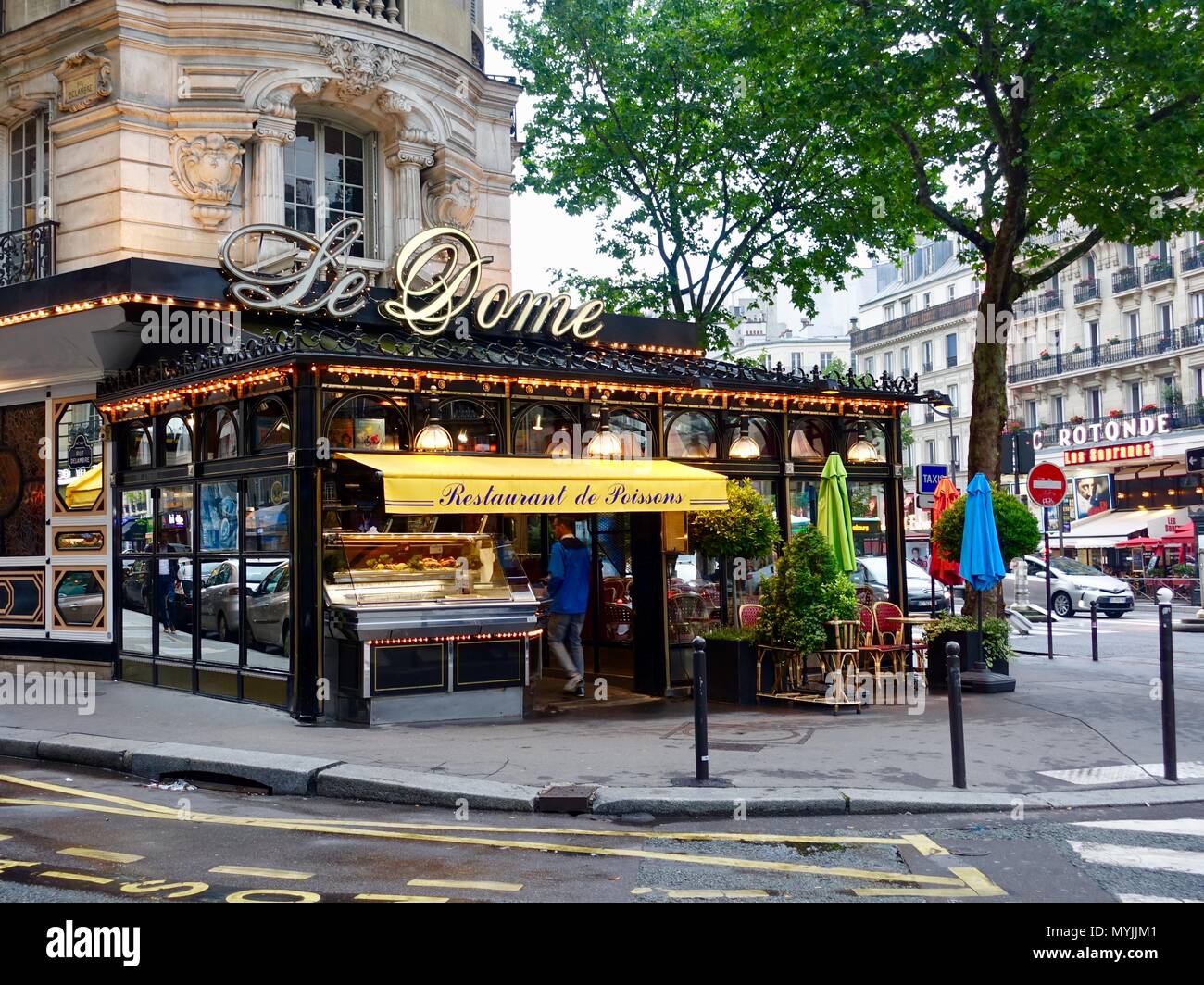 Le Dôme, restaurant, Boulevard du Montparnasse, Paris, France Stock Photo