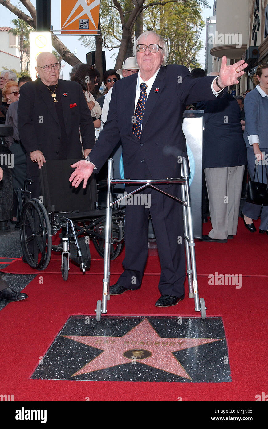 Ray Bradbury received a Star on the Hollywood walk of Fame in Los Angeles. April 1, 2002.           -            RayBradbury_starHollBlvd08.jpgRayBradbury_starHollBlvd08  Event in Hollywood Life - California, Red Carpet Event, USA, Film Industry, Celebrities, Photography, Bestof, Arts Culture and Entertainment, Topix Celebrities fashion, Best of, Hollywood Life, Event in Hollywood Life - California, movie celebrities, TV celebrities, Music celebrities, Topix, Bestof, Arts Culture and Entertainment, Photography,    inquiry tsuni@Gamma-USA.com , Credit Tsuni / USA, Honored with a Star on the Hol Stock Photo