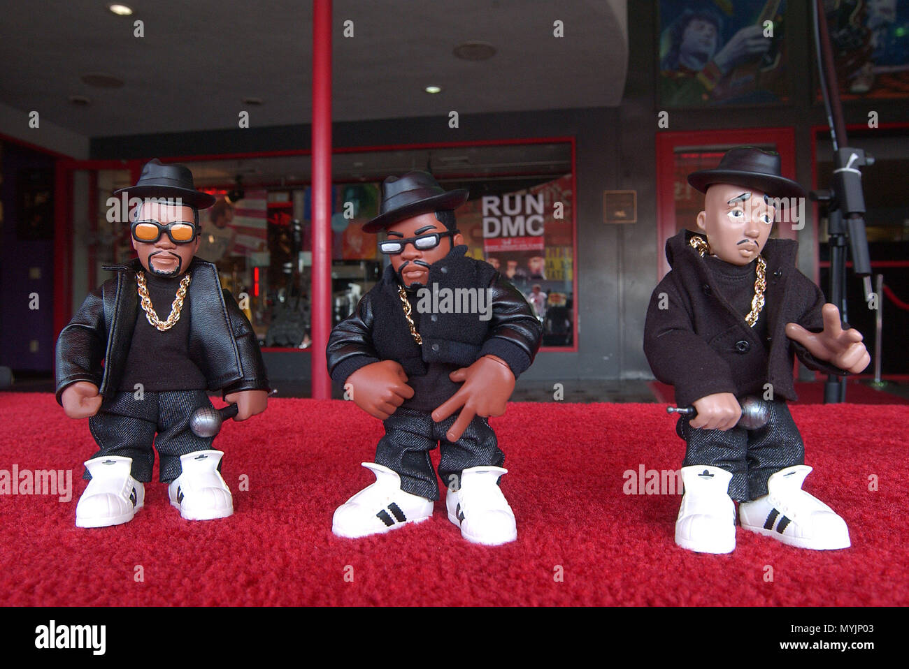 Run Dmc Was Inducted On The Hollywood Rock Walk Of Fame At The Guitar Center In Los Angeles February 25 02 Rundmc Rockwalk Figures01 Jpgrundmc Rockwalk Figures01 Event In Hollywood Life
