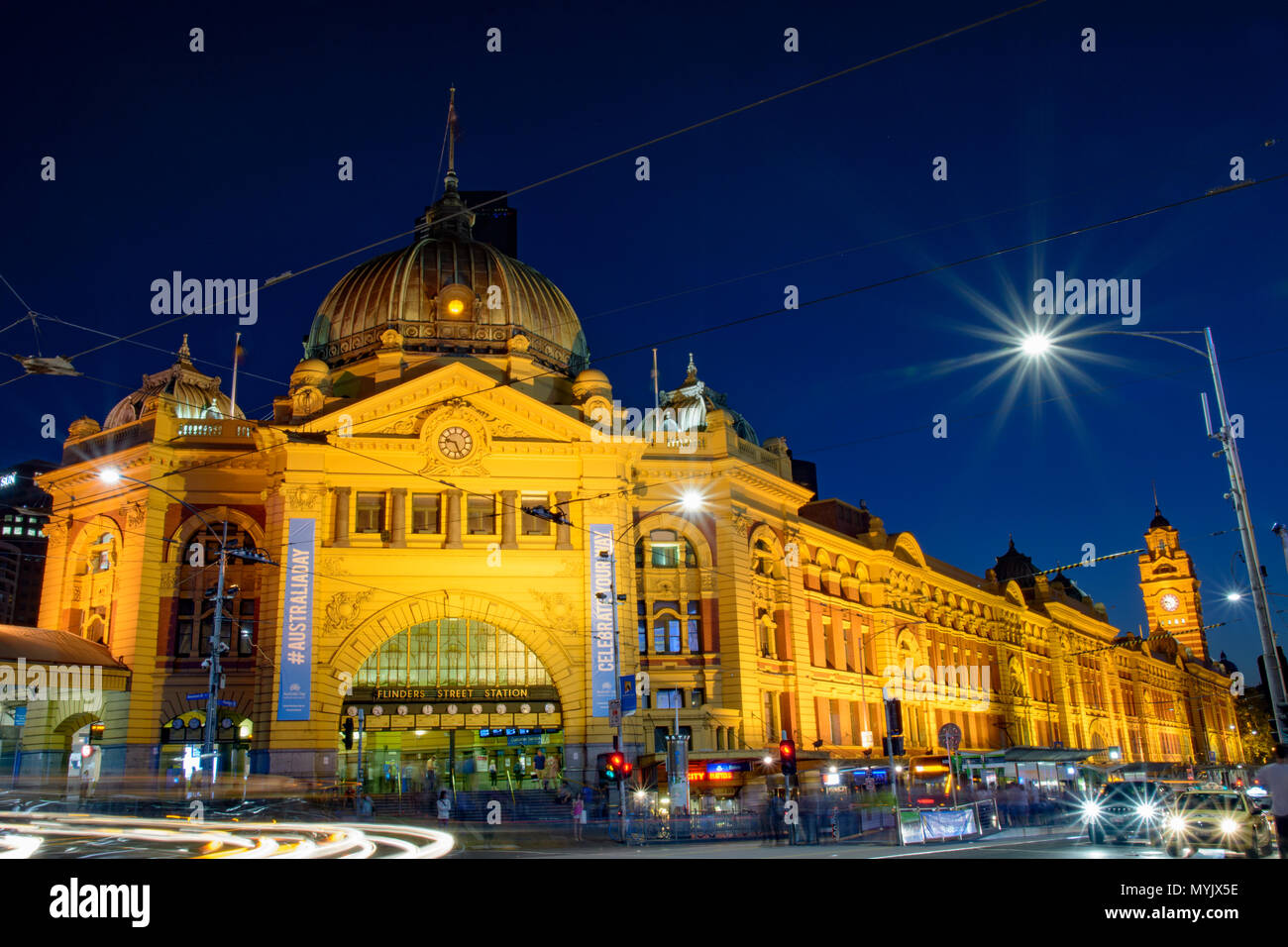 Flinders Street Station at night, Melbourne, Australia Stock Photo Alamy