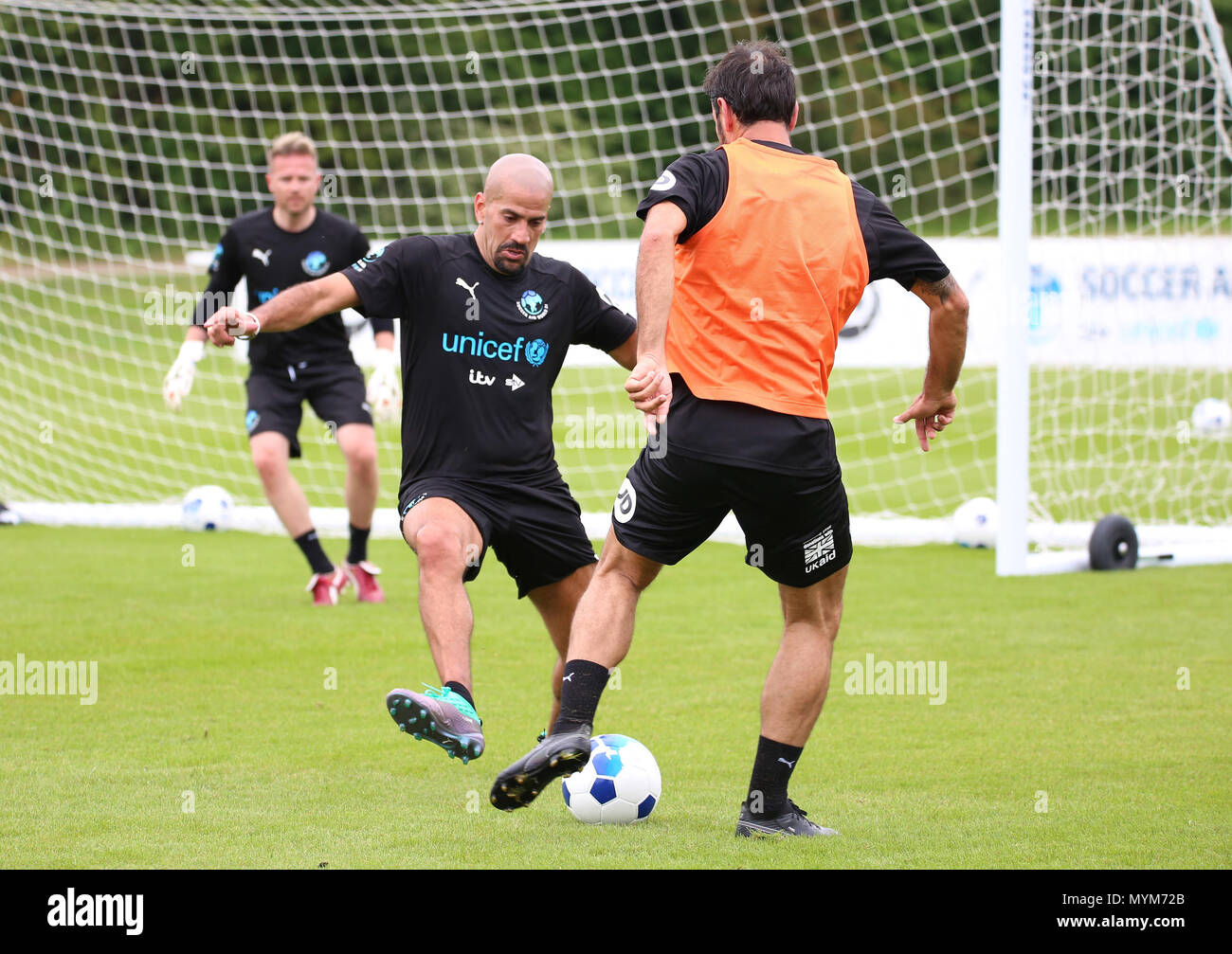 Juan Sebastian Veron On The Ball During The World Xi Team S Training Session For Soccer Aid For Unicef At Motspur Park London Stock Photo Alamy