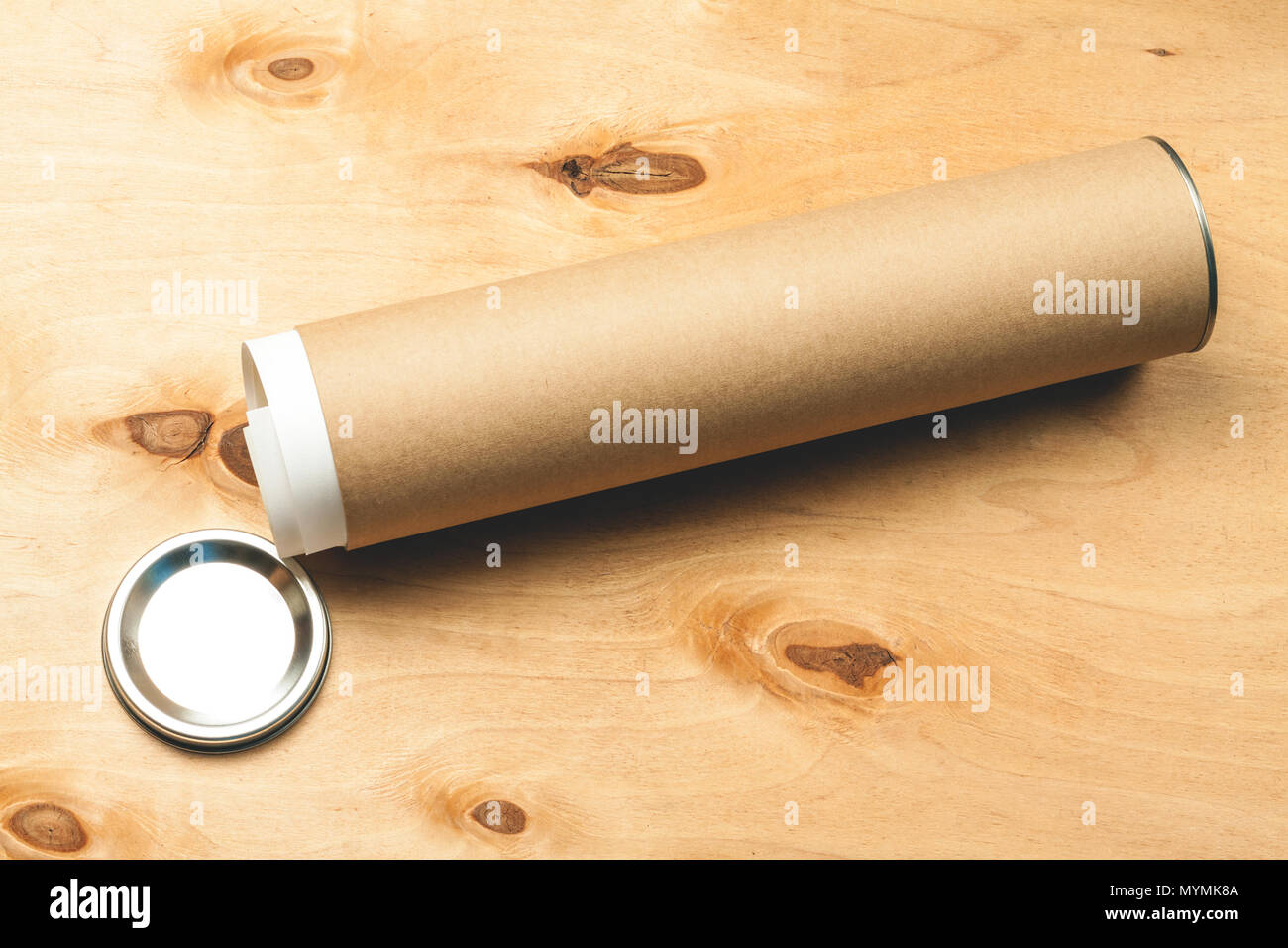 Download Paper Tube High Resolution Stock Photography And Images Alamy