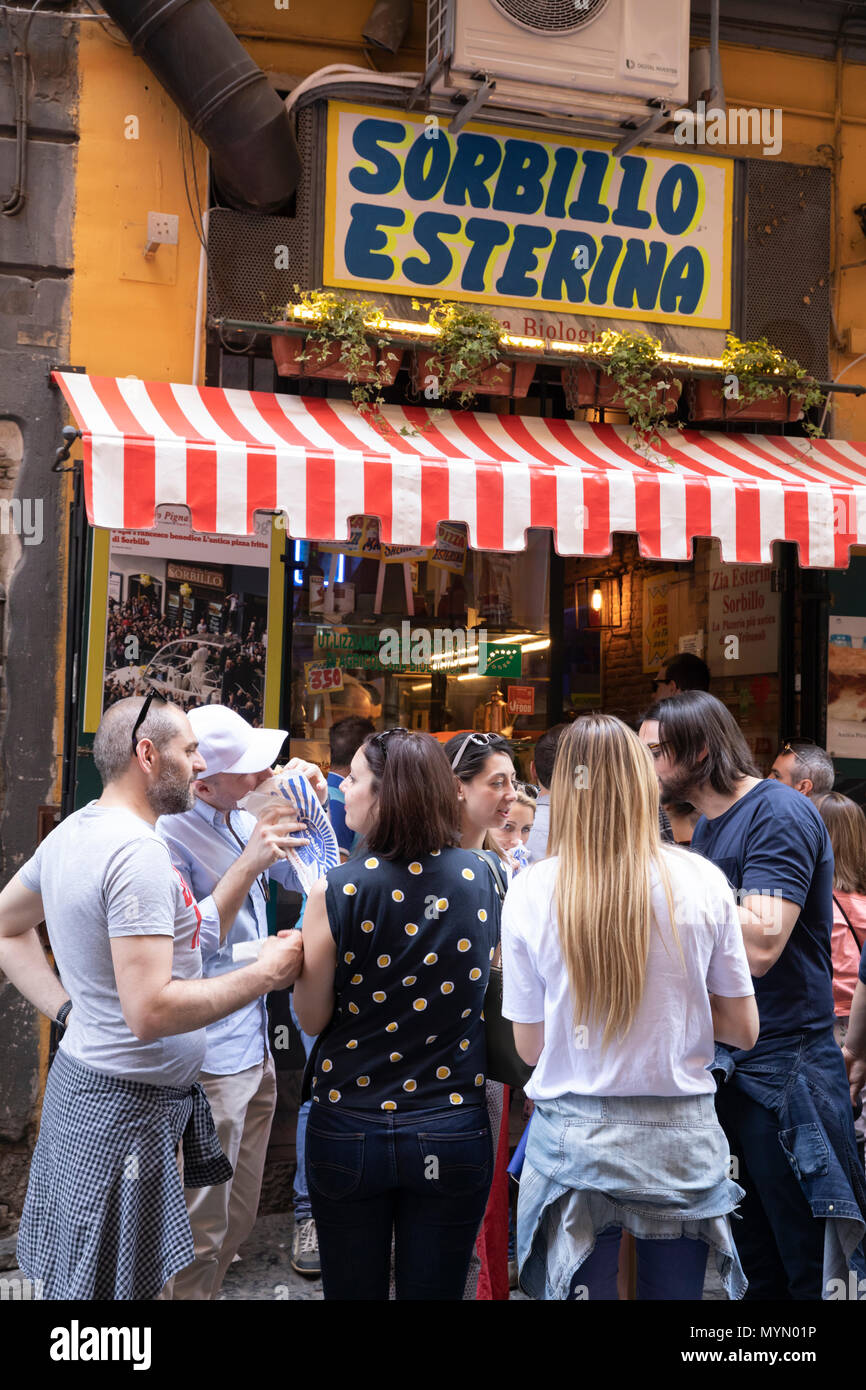 Sorbillo Esterina take-away pizzeria famous for fried pizzas on Via dei Tribunali, Naples, Campania, Italy, Europe Stock Photo