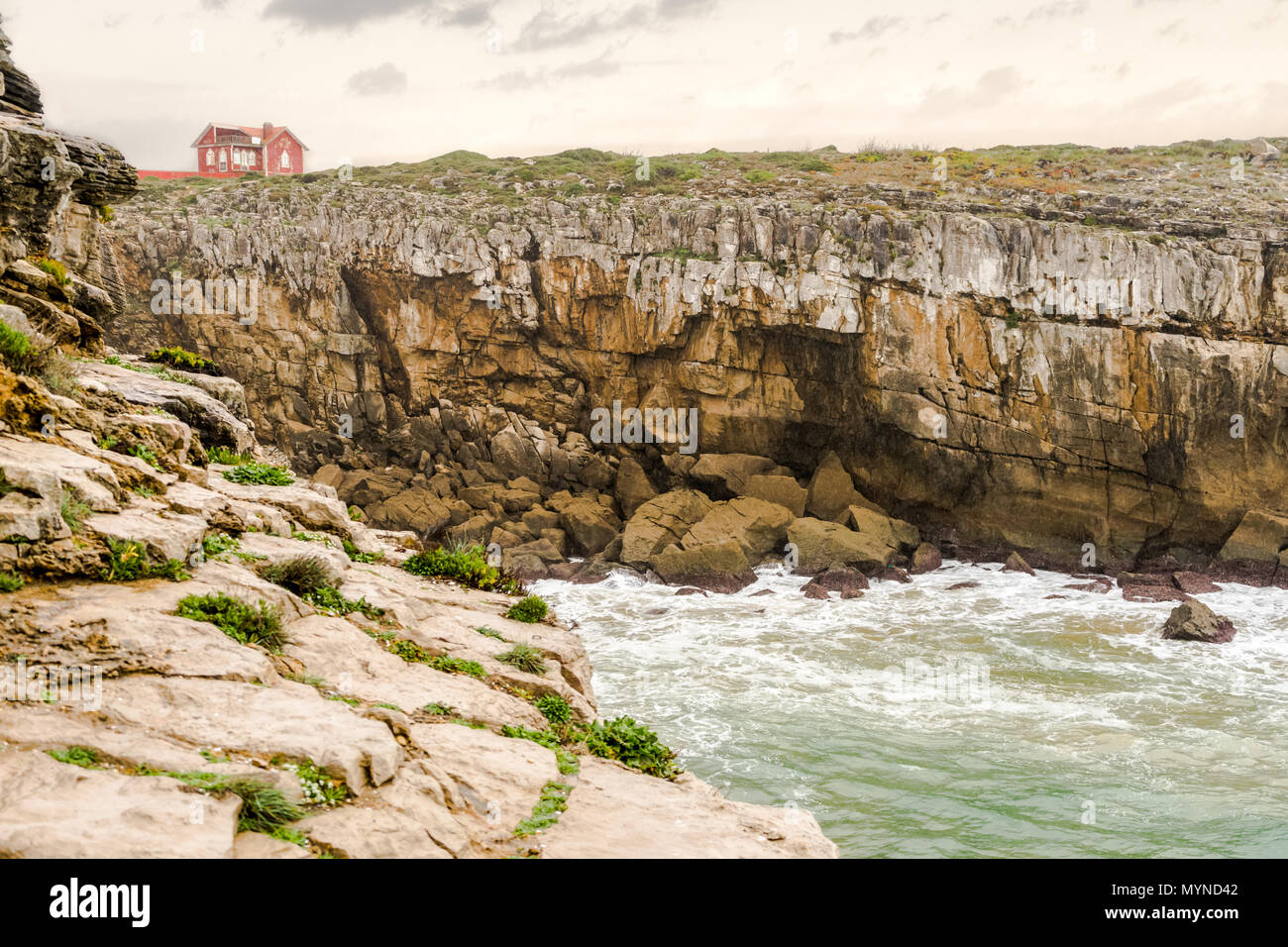 Abandoned house on cliff hires stock photography and images Alamy