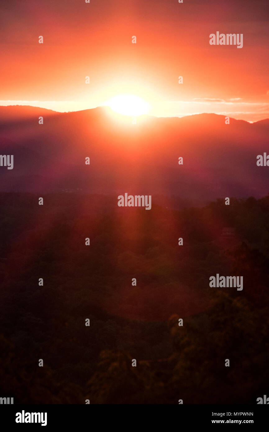 Blue ridge mountains hires stock photography and images Alamy