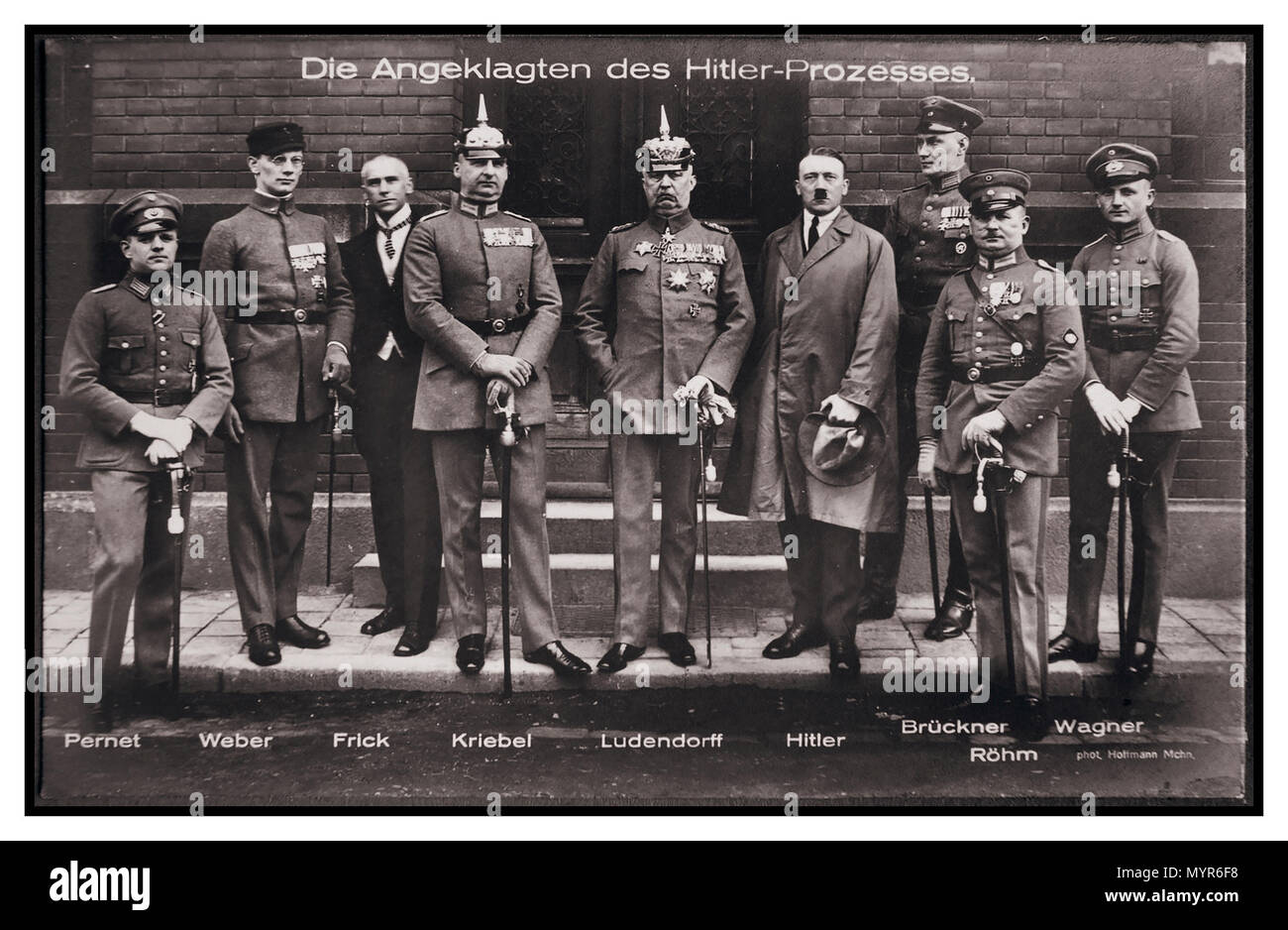 Beer Hall Putsch 1924 Vintage B&W image of 'The Beer Hall Putsch', also known as the Munich Putsch and in German, as the Hitlerputsch, Hitler-Ludendorff-Putsch, Bürgerbräu-Putsch or Marsch auf die Feldherrnhalle, a failed coup attempt by the Nazi Party (NSDAP) leader Adolf Hitler—along with Generalquartiermeister Erich Ludendorff and other Kampfbund leaders—to seize power in Munich, Bavaria, during 8–9 November 1923 Photograph by Hoffmann      INTERWAR EUROPE -- Germany (before 1-30-33) -- Hitler -- Munich Trial/Putsch Stock Photo