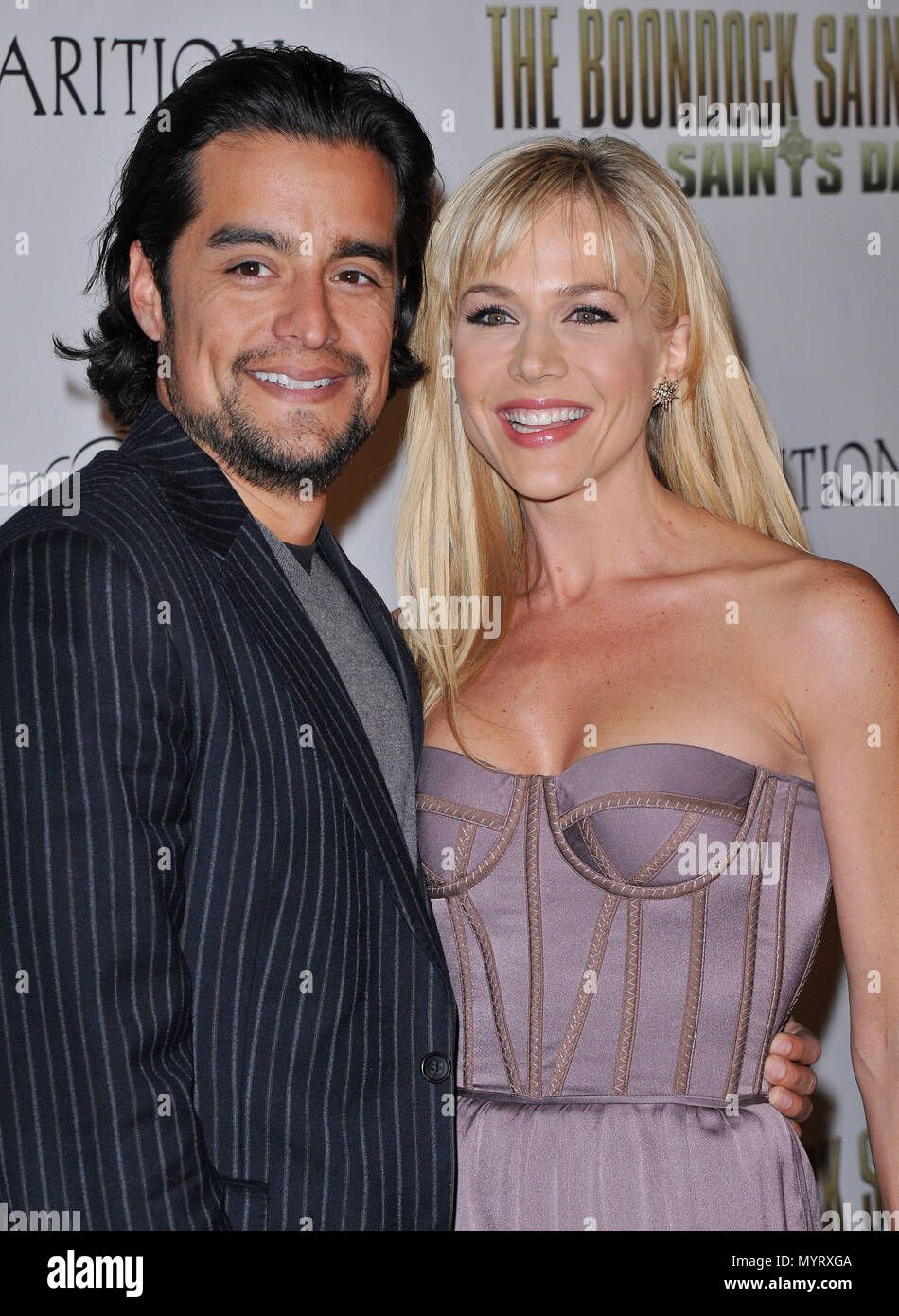 julie efectivo marido