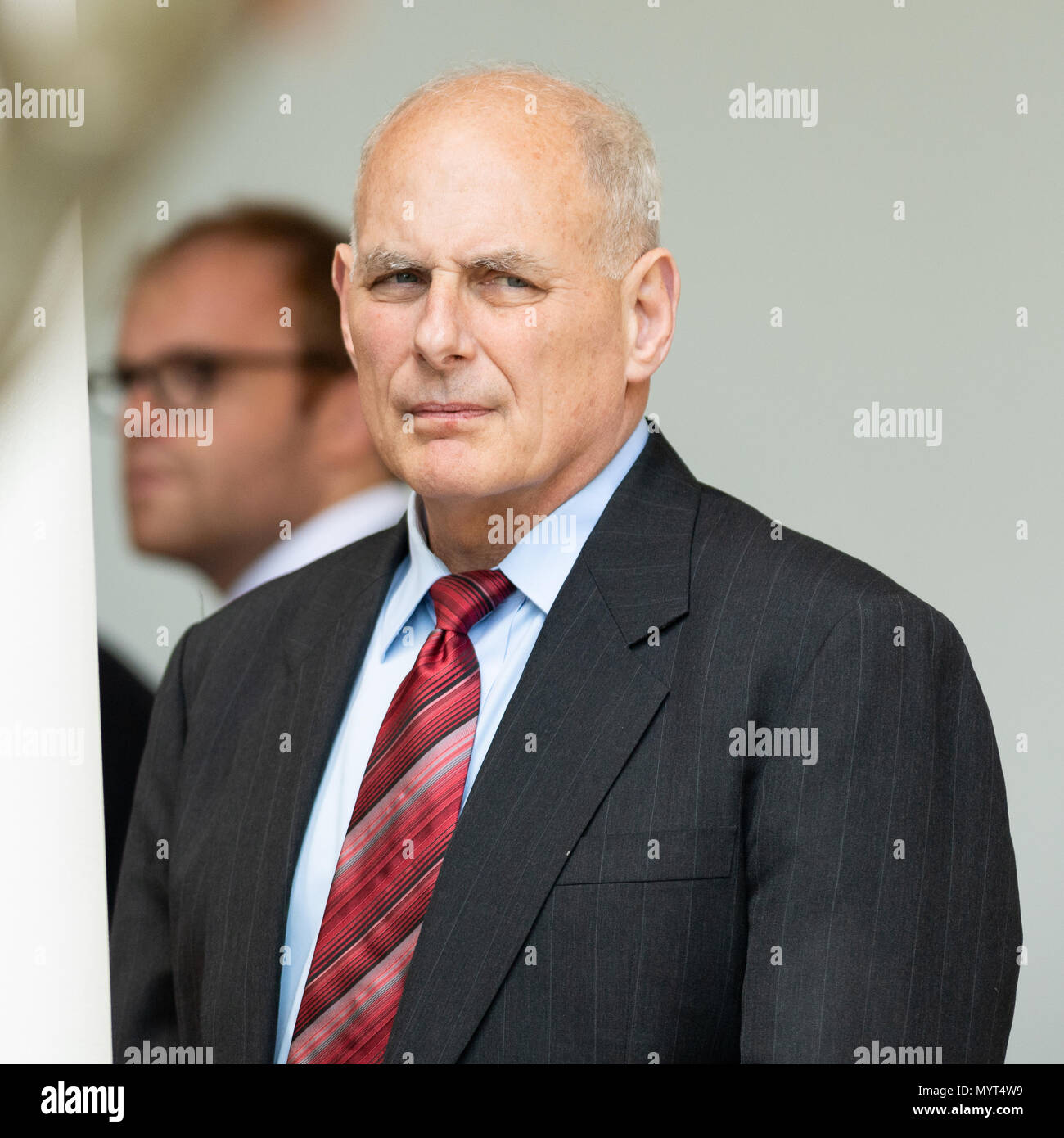 John Kelly, White House Chief of Staff, in the Rose Garden. US President Donald Trump and Japan's Prime Minister Shinzo Abe take part in a joint press conference in the Rose Garden of the White House. Stock Photo