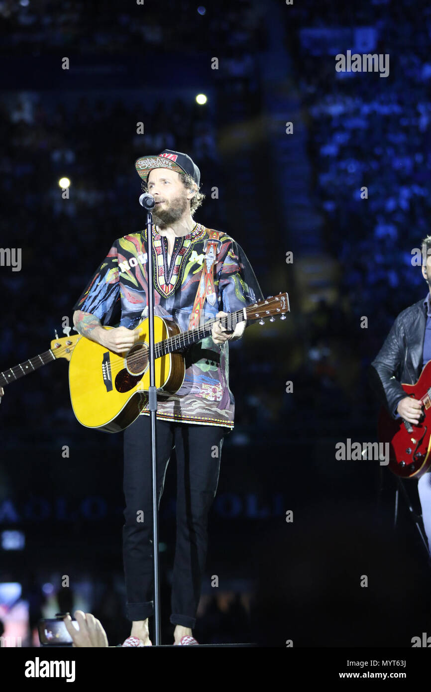 Lorenzo jovanotti hi-res stock photography and images - Page 3 - Alamy