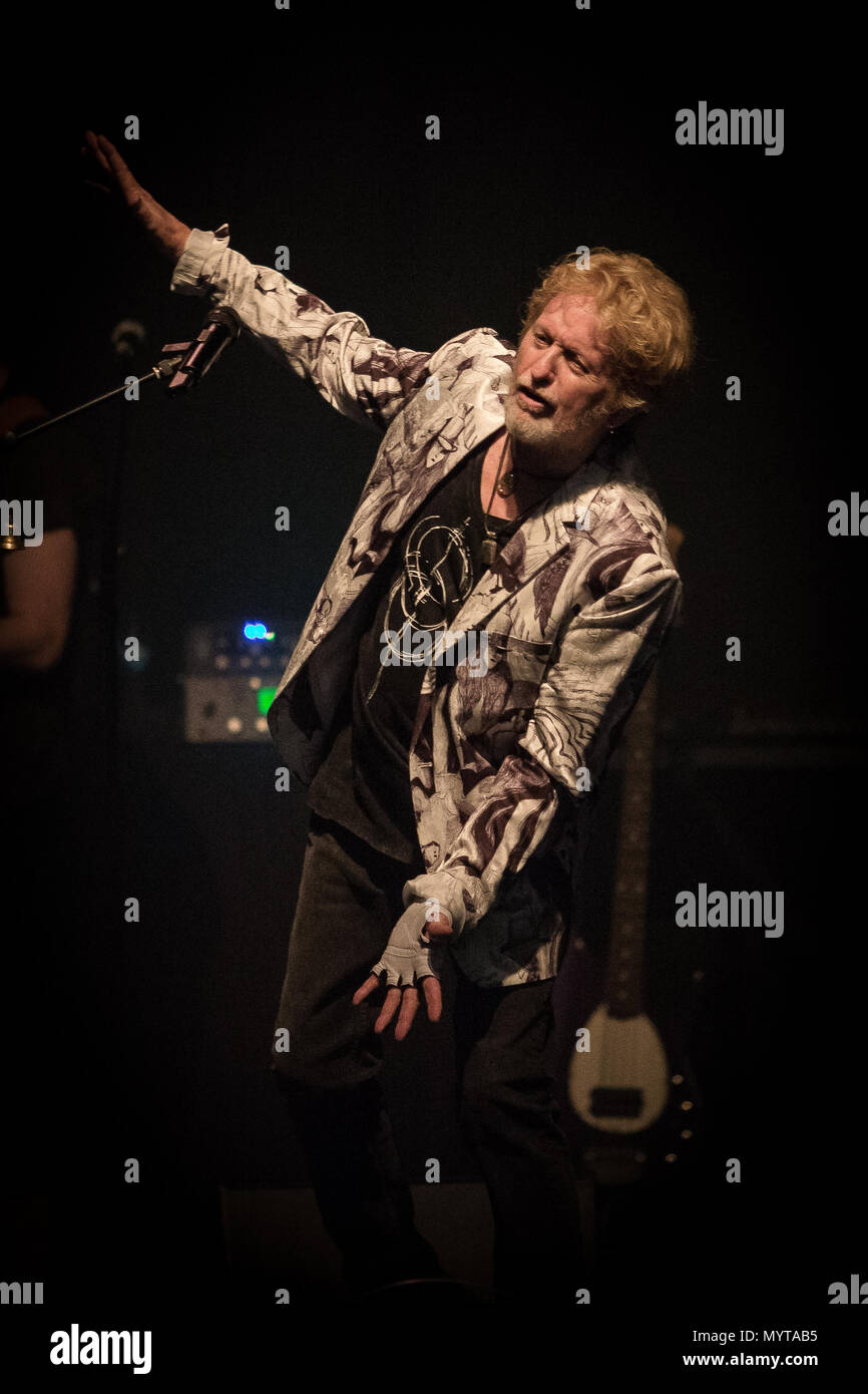 Norway, Oslo - June 7, 2018. Yes, the British progressive rock band, performs a live concert at Sentrum Scene in Oslo. Here vocalist and musician Jon Anderson is seen live on stage. (Photo credit: Gonzales Photo - Tord Litleskare). Credit: Gonzales Photo/Alamy Live News Stock Photo
