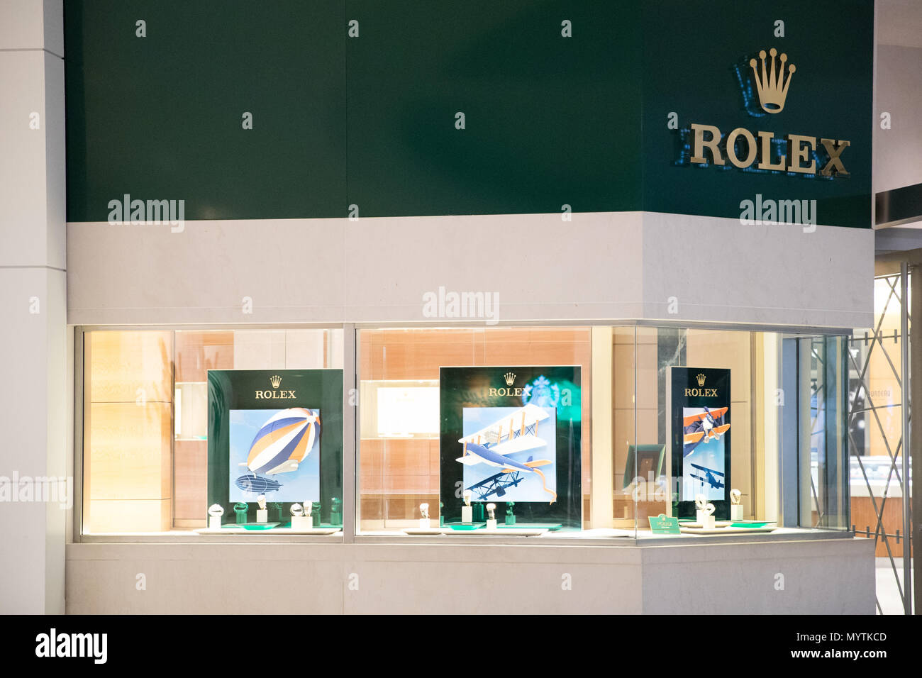 Rolex Window Display Stock Photos & Rolex Window Display Stock Images