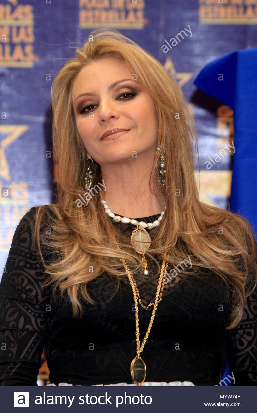 Communication on this topic: Daniela Castro, daniela-castro/ Discussion on this topic: Annie Golden, daniela-castro/