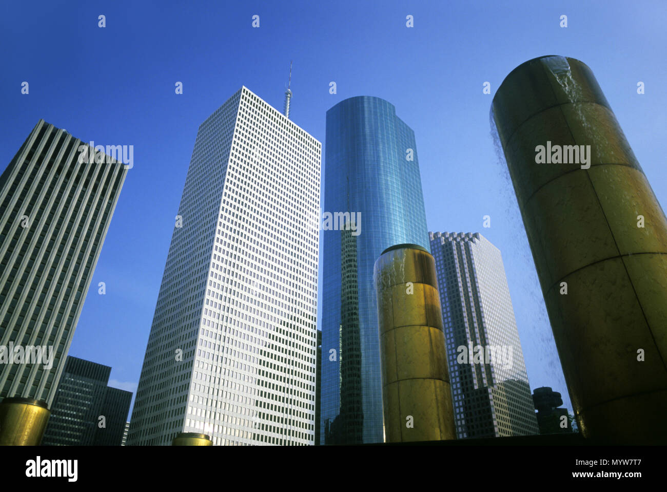 1992 HISTORICAL TALL OFFICE BUILDINGS TRANQUILITY PARK SKYLINE FOUNTAIN