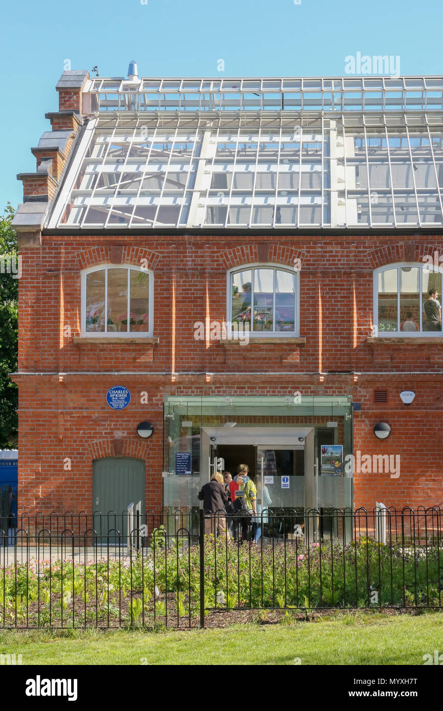 Visitors entering the Tropical Ravine Botanic Gardens Belfast. The Victorian tropical plant building was refurbished in 2018. Stock Photo