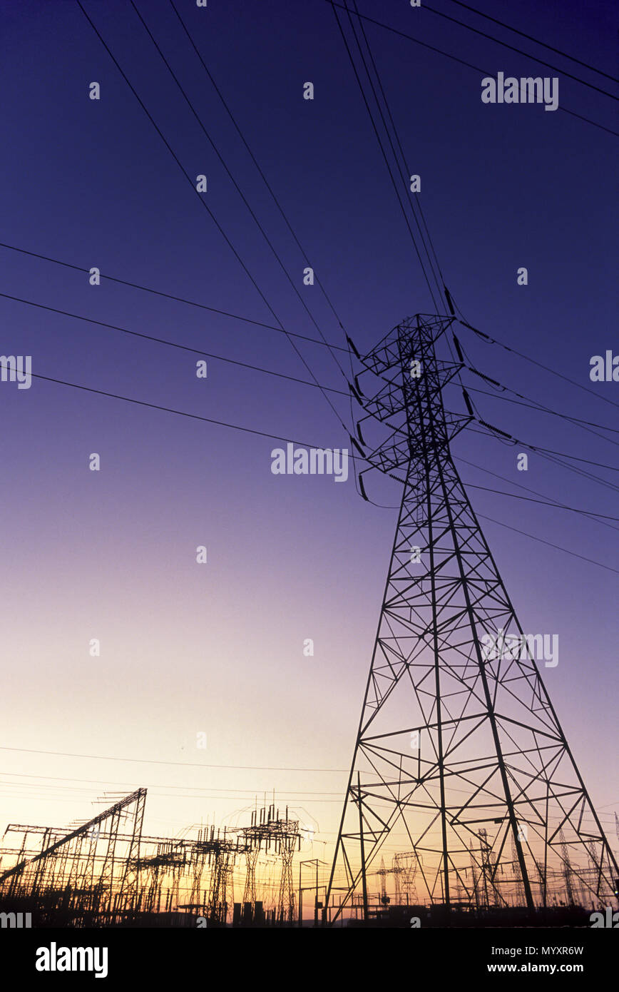 1992 HISTORICAL ELECTRIC TRANSMISSION CABLES PYLON Stock Photo Alamy