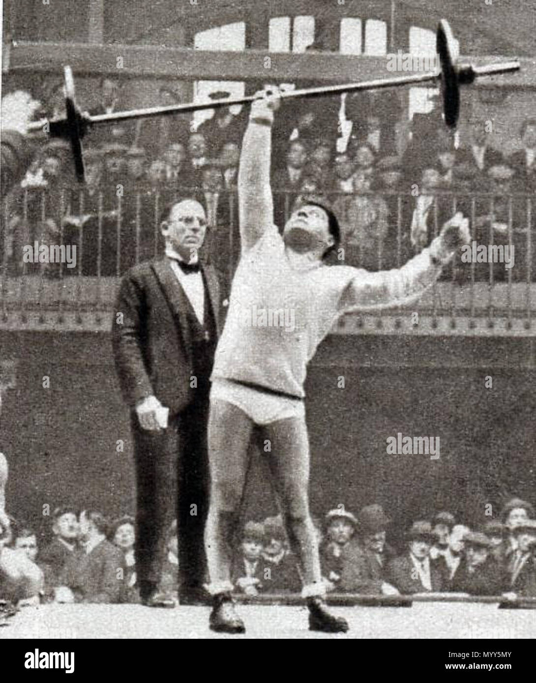 10 olympics. Олимпийские игры в современном мире. Олимпийская медаль 1968 года. 10 олимпийские игры 1932. 10 olympics.