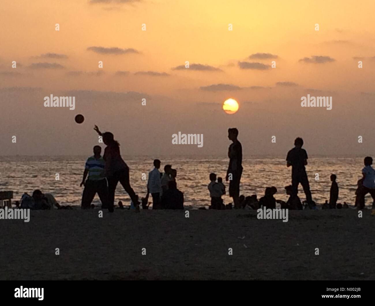 Janki Kutir, Juhu Tara, Juhu, Mumbai, Maharashtra, India. 01st May, 2015. Soccer in Mumbai beach Credit:  photorx/StockimoNews/Alamy Live News Stock Photo