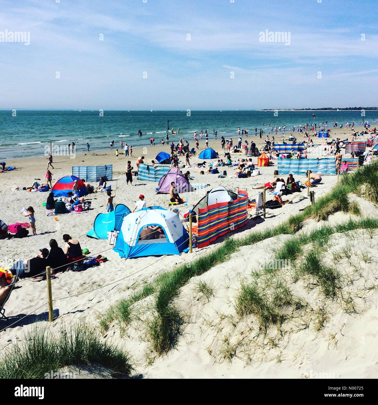 W Strand, West Wittering, Chichester, West Sussex, UK. 08th May, 2016