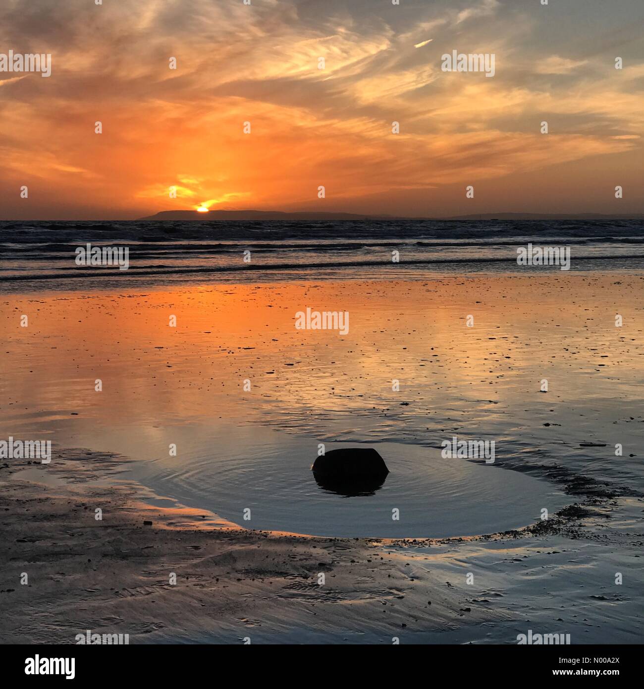 West Wittering, Chichester, UK. 26th Dec, 2016. UK Weather Sunset at