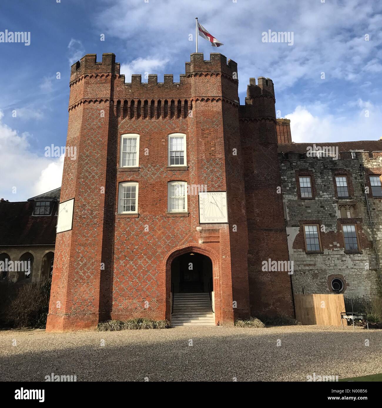 Farnham, UK. 16th Feb, 2017. UK Weather Sunny in Farnham. Farnham