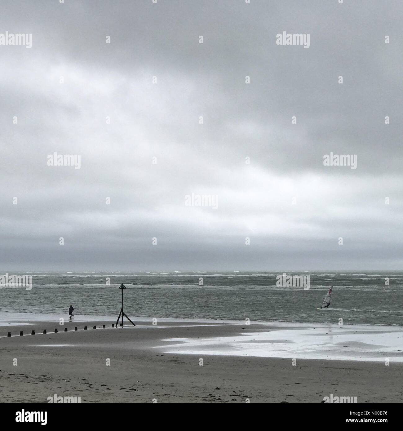 west-wittering-chichester-uk-22nd-feb-2017-uk-weather-stormy-at