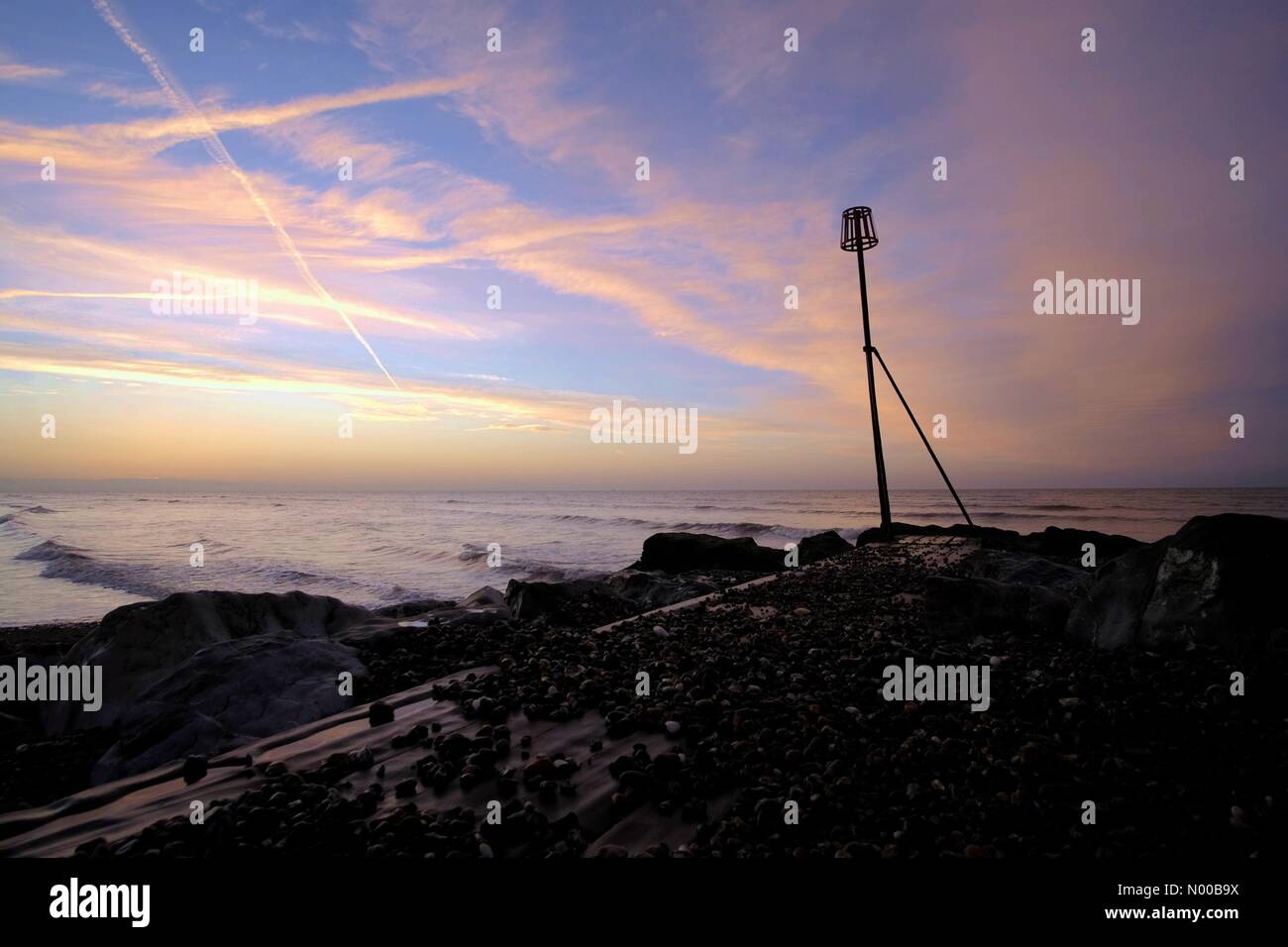 Goring by sea hires stock photography and images Alamy