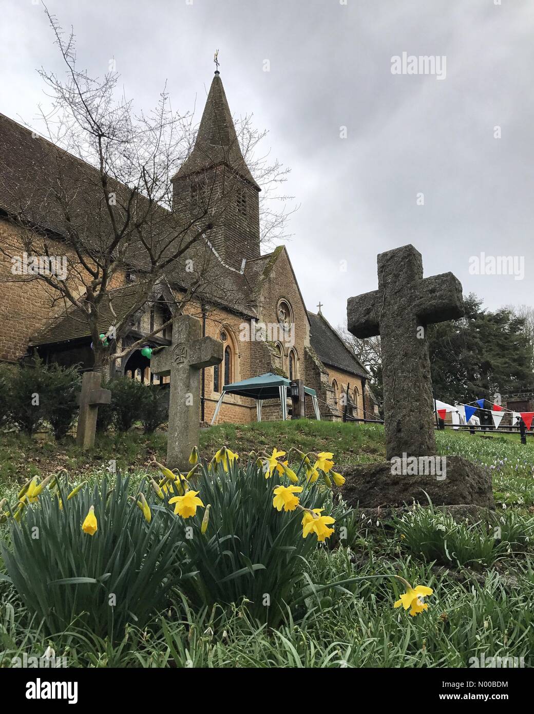 Hambledon Rd, Godalming, UK. 05th Mar, 2017. UK Weather: Wet and windy in Godalming. Hambledon Rd, Godalming. 5th March 2017. High winds and torrential rainfall overnight. Cloudy conditions in Godalming in Surrey. Credit: jamesjagger/StockimoNews/Alamy Live News Stock Photo