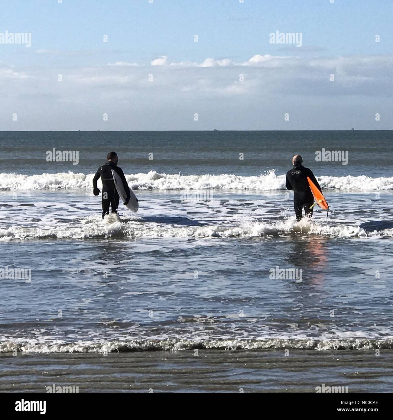 Shore Rd, East Wittering, Chichester, UK. 02nd Apr, 2017. UK Weather