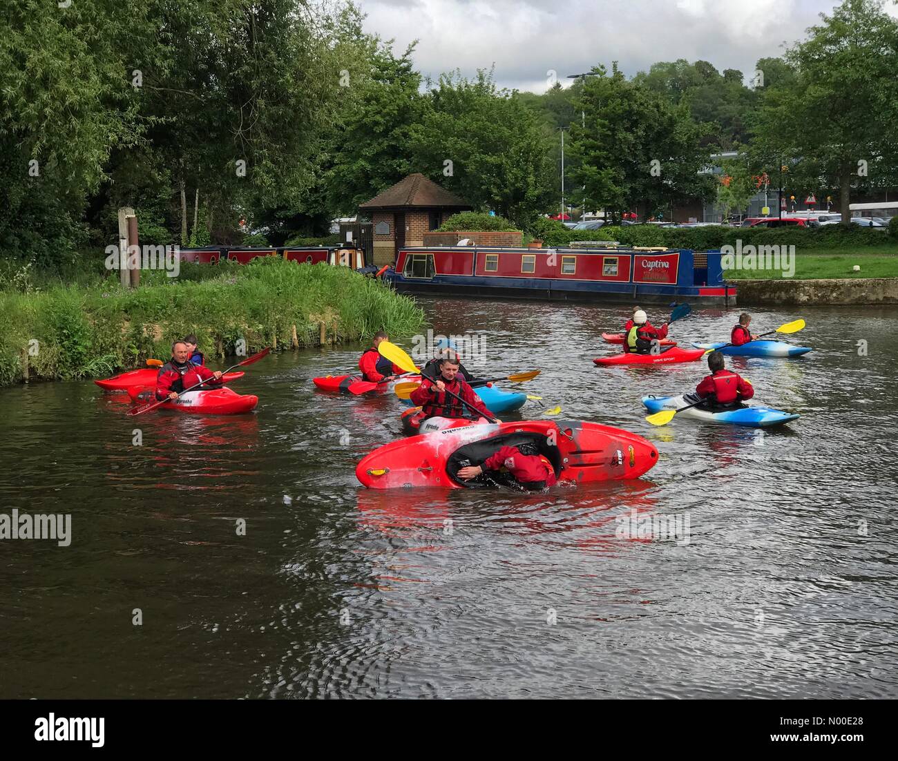 Godalming, UK. 20th May, 2017. UK Weather Canoeing on the River Wey in
