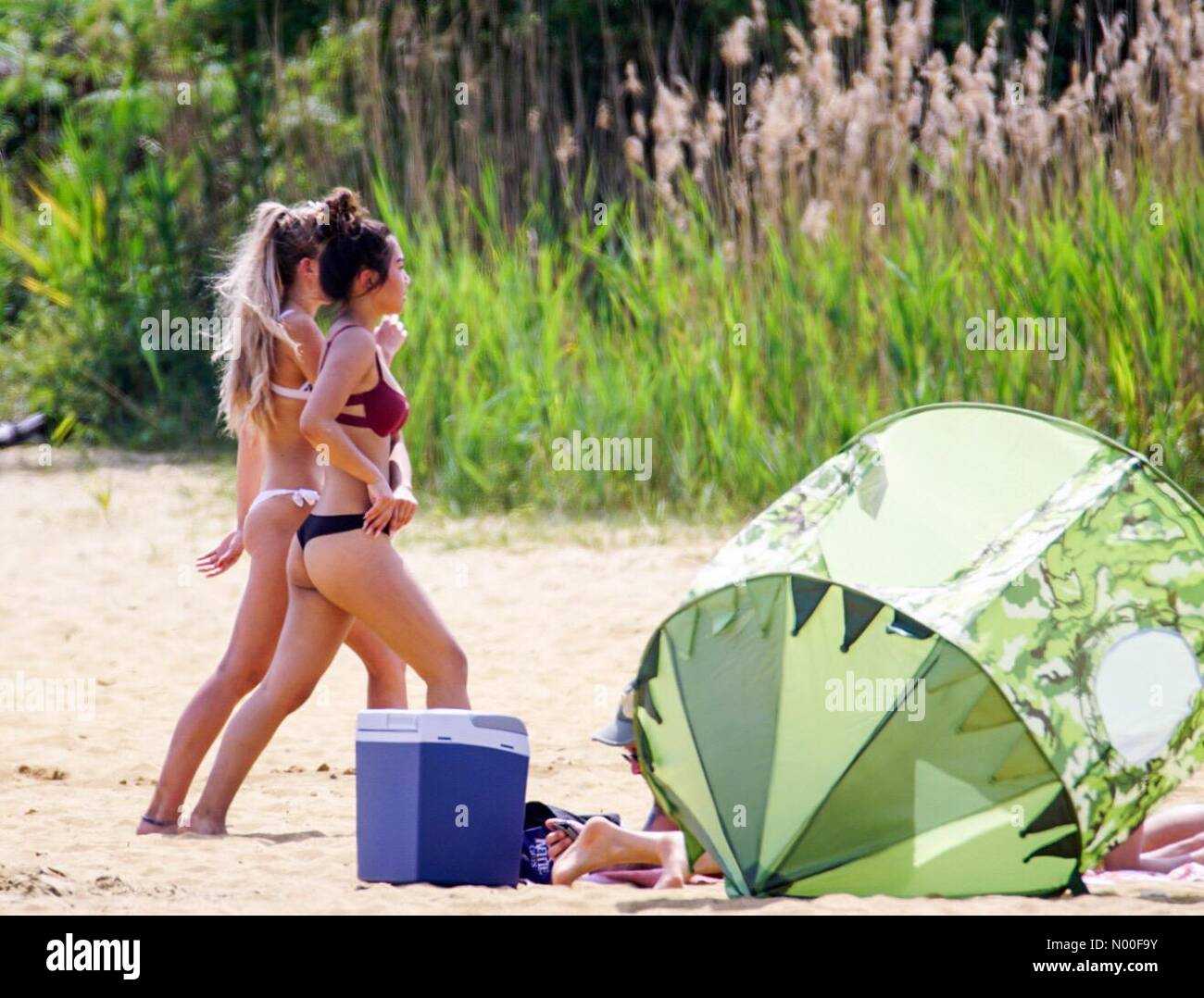 Beach uk bikini hi-res stock photography and images - Page 11 - Alamy