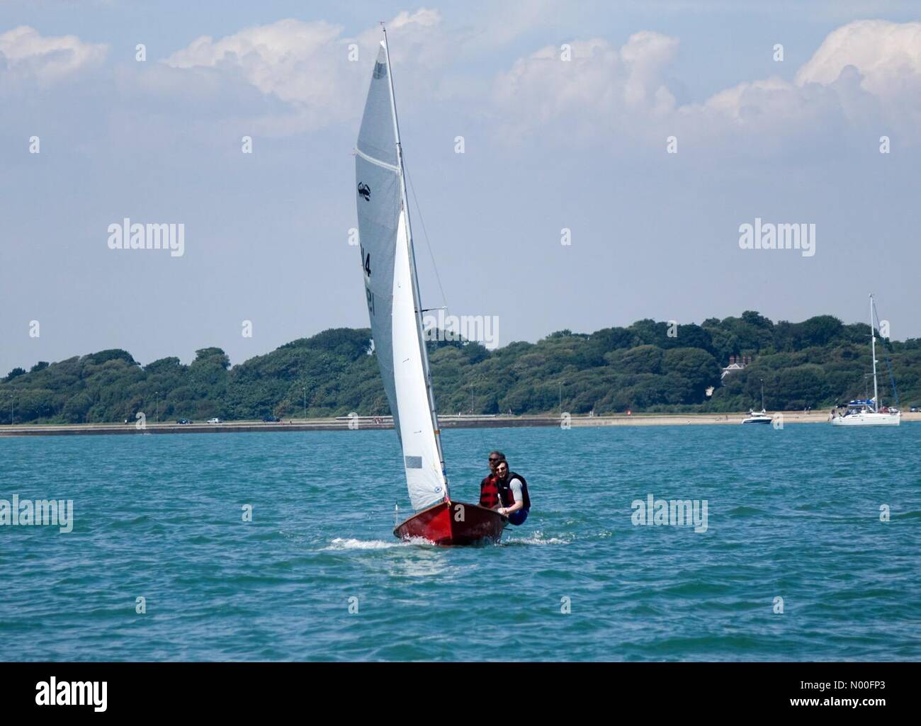 Portsmouth, UK. 9th Jul, 2017. UK Weather: Sunny on the Solent. Portsmouth, Hants. 09th July 2017. High pressure anticyclonic conditions brought sunny weather to the south coast today. Sailing off Portsmouth in Hampshire. Credit: jamesjagger/StockimoNews/Alamy Live News Stock Photo
