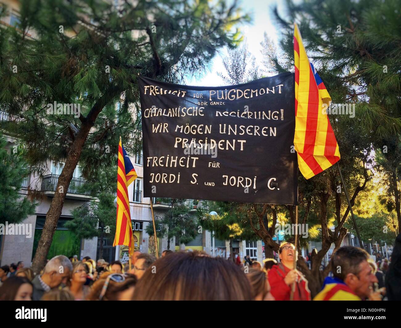 79, Barcelona, Spain. 11th Nov, 2017. Protest against the imprisonment of Catalan government members, on November 11 Credit: Queralt Sunyer/StockimoNews/Alamy Live News Stock Photo
